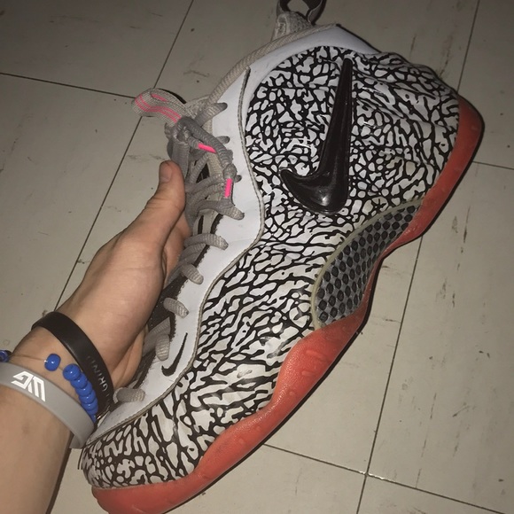 Pink Elephant Foams size 12 M - Picture 2 of 3